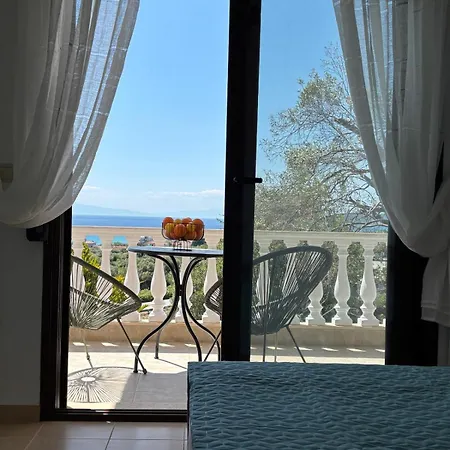 Olive Tree House * Nea Skioni